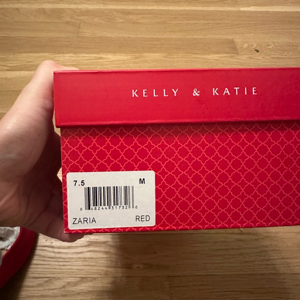 Kelly & Katie Red Knit Slingback Heels - Picture 5 of 5